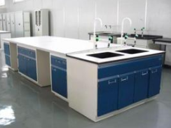 山东实验台厂家介绍实验台发出刺鼻气味的问题